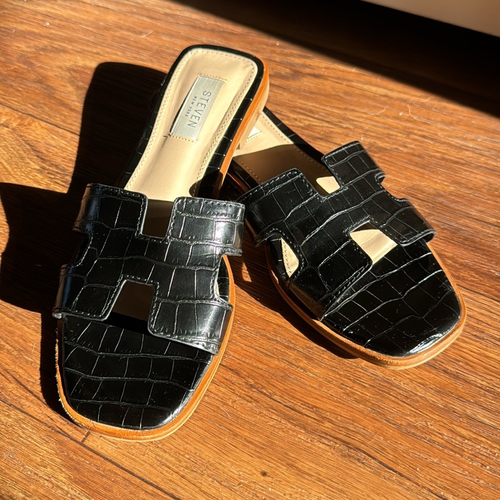 Steve Madden Harlien Sandals Size 7 Black Croc